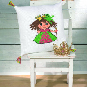 Broderi pude kit -Prinsesse med frø - 83 - 6373