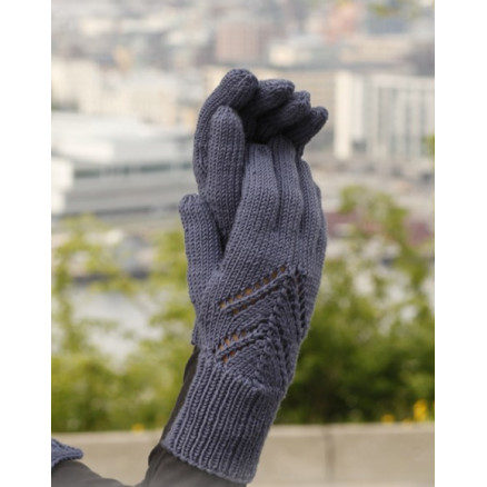 Midnight Boheme Gloves by DROPS Design - Vanter Strikkeopskrift str. O