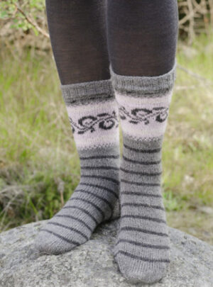 Telemark Socks by DROPS Design - Sokker Strikkeopskrift str. 35/37 - 4