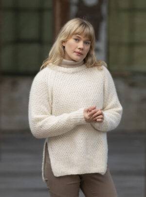 "Vilhelma" Genser - Viking Design 2206-3 Kit - XS-XXXL - Viking Alpaca Bris, fra Viking