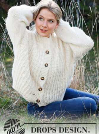 215-28 Shout for Winter by DROPS Design, fra Viking