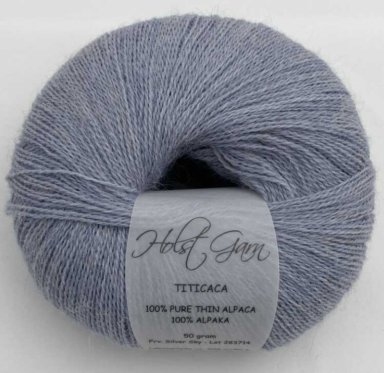 Holst Garn Titicaca - 17 Silver Sky, 100% Tynd Alpaca, fra Holst Garn Holst Garn Titicaca - 17 Silver Sky, 100% Tynd Alpaca, fra Holst Garn