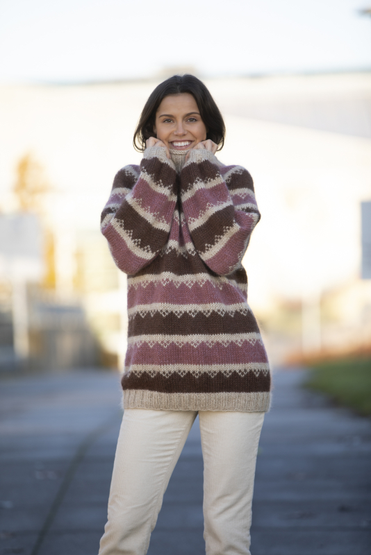 "Myk" Genser - Viking Design 2031-5 Kit - XS-XXL - Viking Kid-Silk + Alpaca Lille Storm, fra Viking "Myk" Genser - Viking Design 2031-5 Kit - XS-XXL - Viking Kid-Silk + Alpaca Lille Storm, fra Viking