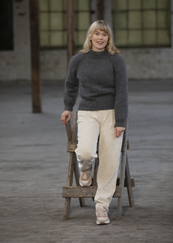 "Ottomine" Genser - Viking Design 2206-8 Kit - XS-XXXL - Viking Alpaca Bris, fra Viking "Ottomine" Genser - Viking Design 2206-8 Kit - XS-XXXL - Viking Alpaca Bris, fra Viking