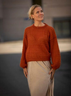 "Sigrid" Genser - Viking Design 1924-5B Kit - XS-XXL - Viking Kid-Silk, fra Viking