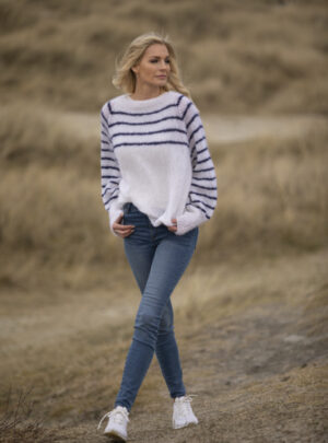 "Stella" Genser - Viking Design 2012-3A Kit - XXS-XXL - Viking Kid-Silk, fra Viking