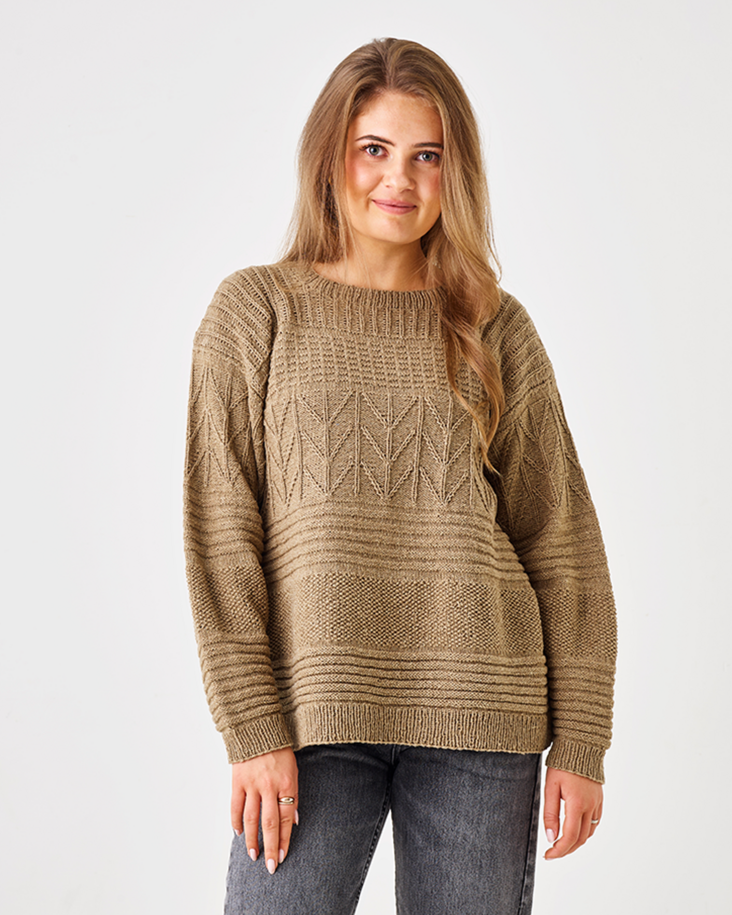 Strikkeopskrift/Strikkekit Trøje i strukturstrik I Esther Garn - 8934116 Strikkeopskrift/Strikkekit Trøje i strukturstrik Kun Opskrift Strikkeopskrift/Strikkekit Trøje i strukturstrik I Esther Garn - 8934116 Strikkeopskrift/Strikkekit Trøje i strukturstrik Kun Opskrift