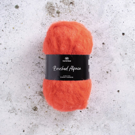 Svarta Fåret Brushed Alpaca Garn 08 Orange Svarta Fåret Brushed Alpaca Garn 08 Orange