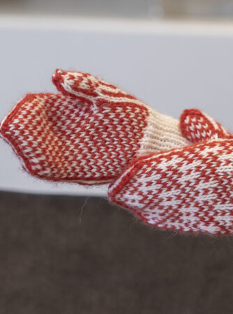 Turte vanter - Viking Design 2334-33 Kit - 2 - 12 år - Viking Alpaca Storm, fra Viking