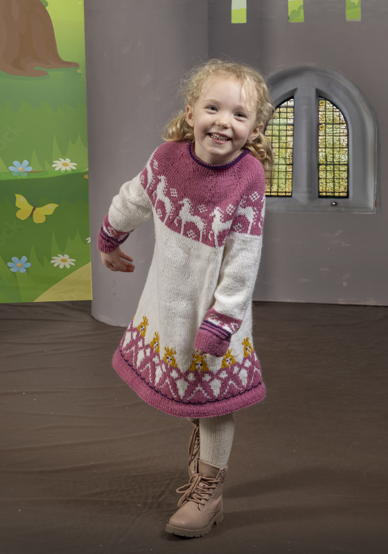 Cassandra tunika - Viking Design 2505-2B Kit - 2-12 År - Viking Alpaca Storm, fra Viking Cassandra tunika - Viking Design 2505-2B Kit - 2-12 År - Viking Alpaca Storm, fra Viking