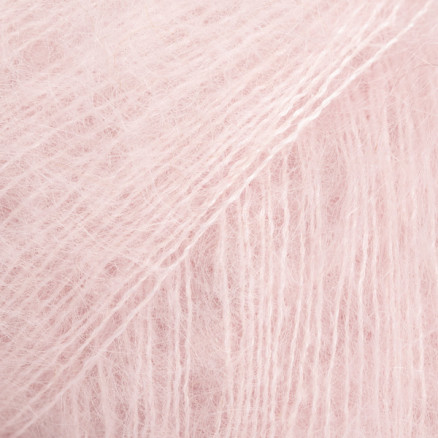 Drops Kid-Silk Garn Unicolor 63 Pudderrose Drops Kid-Silk Garn Unicolor 63 Pudderrose