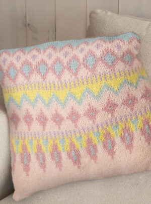Evelina pude - Viking Design 2427-15 Kit - 50 x 50 cm - Viking Alpaca Bris, fra Viking