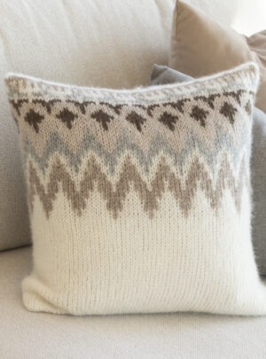 Kathrine Pude - Viking Design 2427-7 Kit - 45 x 45 cm - Viking Alpaca Bris, fra Viking