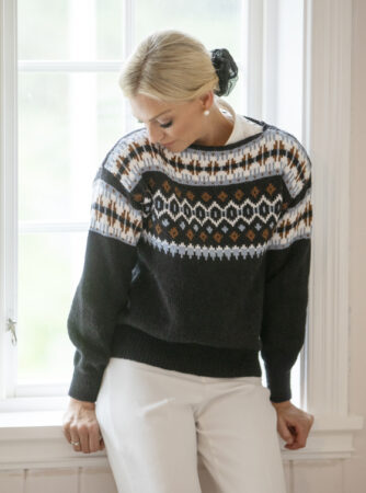 "Maria" Genser - Viking Design 2428-11 Kit - XS-XXXL - Viking Alpaca Storm, fra Viking