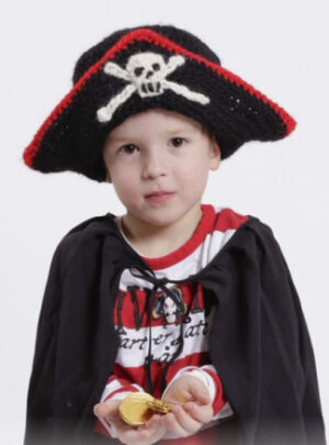 Ahoy! by DROPS Design - Sørøverhue Hækleopskrift str. 1/2 år - 9/10 år