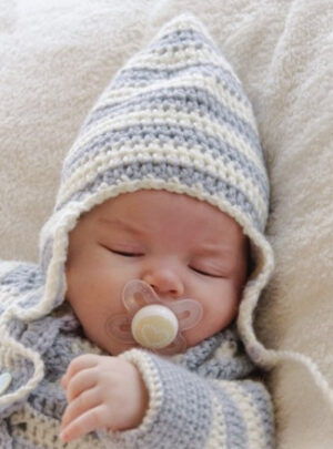 Baby Blues Hat by DROPS Design - Baby Hue Hækleopskrift str. 0/3 mdr - 2/4 år