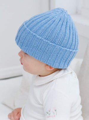 Blue Cloud Beanie by DROPS Design - Baby Hue Strikkeopskrift str. 0/1 mdr - 3/4 år