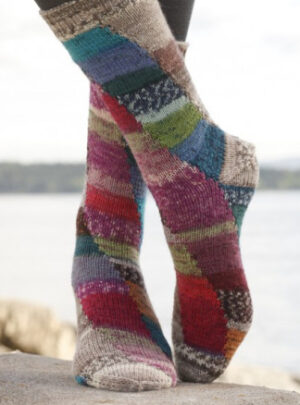 Colour play by DROPS Design - Sokker Strikkeopskrift str. 35/37 - 41/43