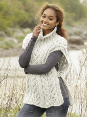Come Winter by DROPS Design - Poncho Strikkeopskrift str. S/M - XL/XXXL