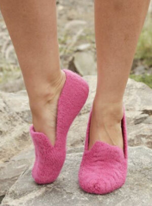 Cozy June by DROPS Design - Filtede tøfler Strikkeopskrift str. 35/37 - 41/43