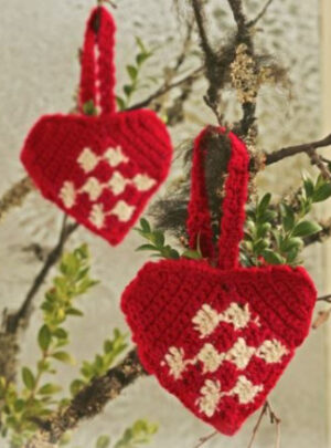 Heart Basket by DROPS Design - Julekurv Hækleopskrift 10 cm - 2 stk
