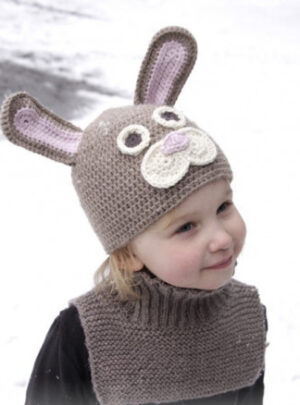 Honey Bunny by DROPS Design - Påskehare hue Hækleopskrift str. 1-8 år