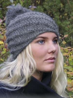 Prinsesse Mary Hue - Chinook by DROPS Design - Hue strikkeopskrift str. S/M - L/XL