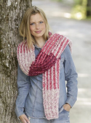 Raspberry Hug by DROPS Design - Halstørklæde Strikkeopskrift 173x32 cm