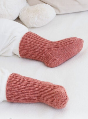 Rosy Cheeks Socks by DROPS Design - Baby Sokker Strikkeopskrift str. 0/1 mdr - 3/4 år