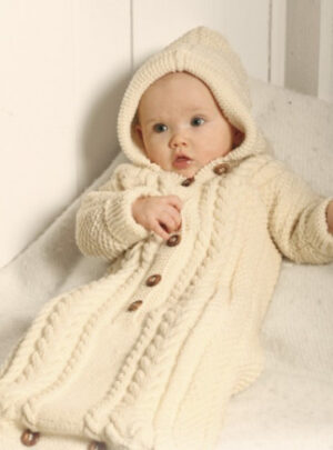 Sleeping Beauty by DROPS Design - Baby Kørepose Strikkeopskrift str. 1/3 mdr - 3/4 år