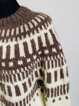 Snowdrop uldsweater af Rito Krea - Sweater Strikkeopskrift str. S-XL