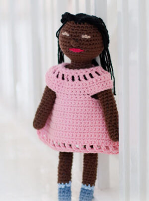 Spice Friends Dress by DROPS Design - Dukke Kjole Hækleopskrift