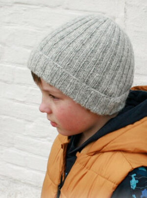 Winter Fun 2 by DROPS Design - Hue Strikkeopskrift str. 2 - 12 år