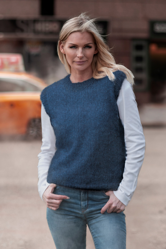 "Clara" Vest med rund hals - Viking Design 2025-1C Kit - XS-XXL - Viking Kid-Silk, fra Viking "Clara" Vest med rund hals - Viking Design 2025-1C Kit - XS-XXL - Viking Kid-Silk, fra Viking