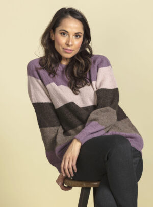 2428/Leonora - Strikkeopskrift - Strikkekit Strikkekit med Leonora 2428 i str L