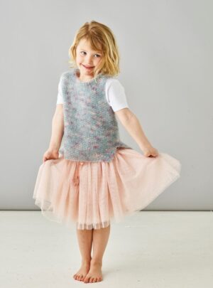 Bella Permin Strikkeopskrift/Strikkekit 893184-Vest i perlestrik med Bella Color Bella Permin Strikkekit 893184-Vest i perlestrik med Bella Color Str 8 år