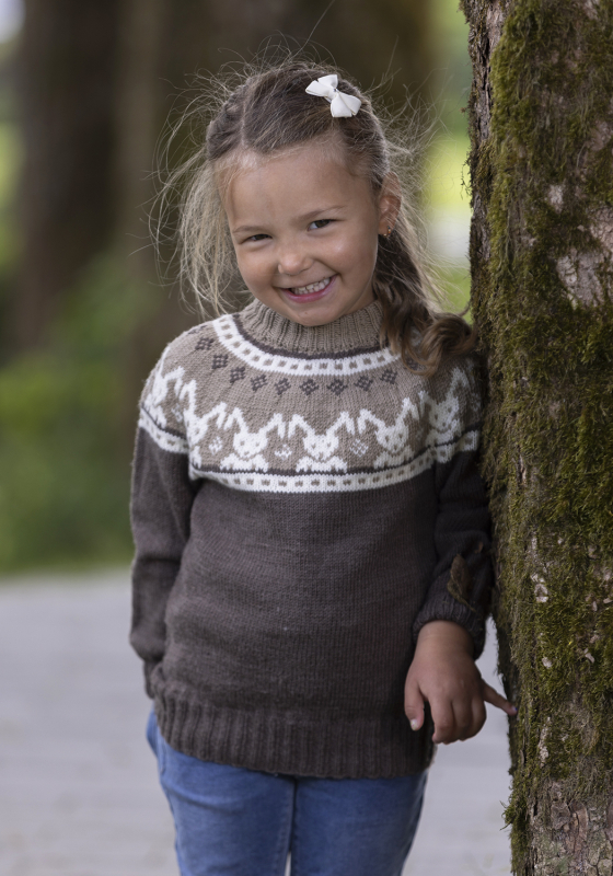 "Harepus - kanin" Genser- Viking Design 2424-6A Kit - 1 - 8år - Viking Baby merino , fra Viking "Harepus - kanin" Genser- Viking Design 2424-6A Kit - 1 - 8år - Viking Baby merino , fra Viking