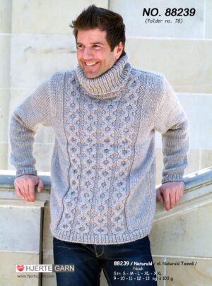 Herresweater med kabelstrik. Kit. L