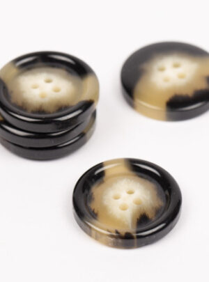 Drops Knap Imiteret Horn (Mokka) 23mm 713 - 50 stk