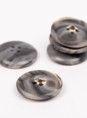 Drops Knap Imiteret Træ (Mokka) 23mm 702 - 50 stk