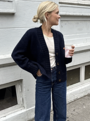 Eva cardigan - Strikkeopskrift - Hillesvåg