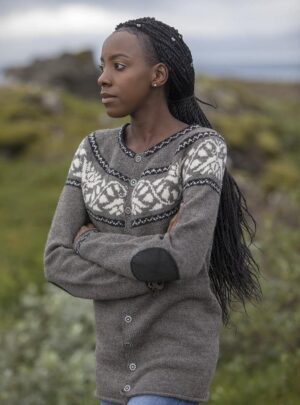 Kristín Moakot opskrift - Som fysisk print - Strikkeopskrifter > Moakot opskrifter - Hillesvåg