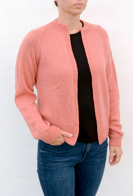 Brushed Armonia Cardigan strikkeopskrift 2558 Jette Brushed Armonia Cardigan 2558 Jette Kun Strikkeopskrift Brushed Armonia Cardigan strikkeopskrift 2558 Jette Brushed Armonia Cardigan 2558 Jette Kun Strikkeopskrift