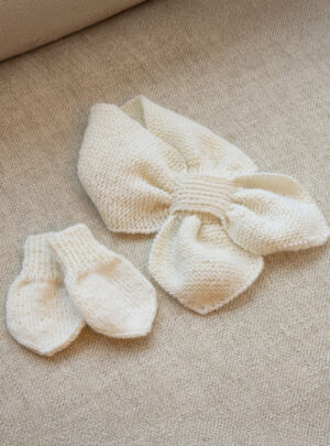 Ulli vanter og tørklæde - Viking Design 2506-10 Kit - Baby - Viking Baby ull, fra Viking