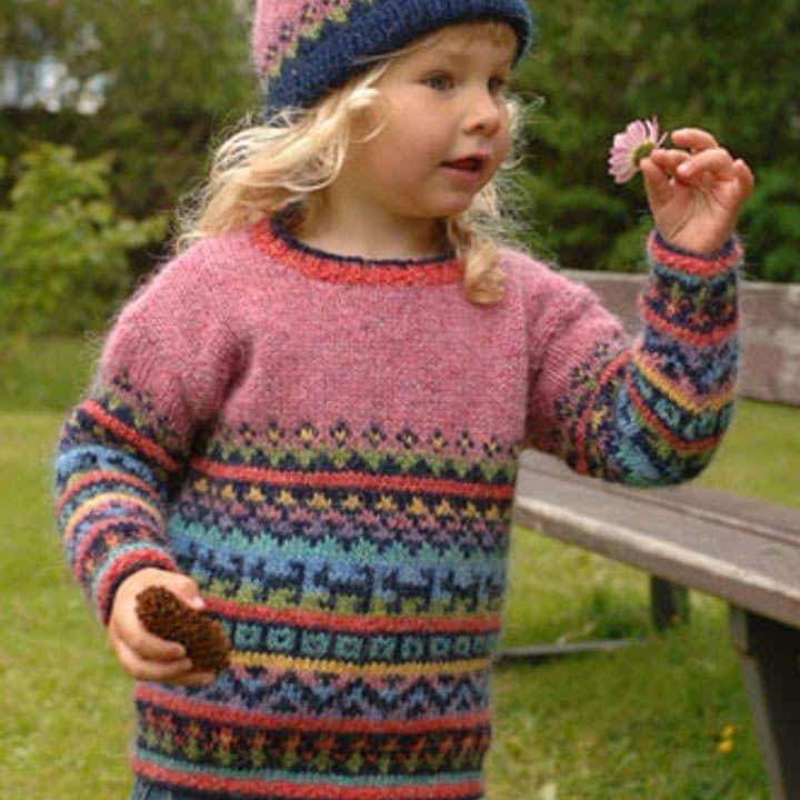 25-11 Tara sweater i létt lopi - Strikkeopskrift - Hillesvåg 25-11 Tara sweater i létt lopi - Strikkeopskrift - Hillesvåg