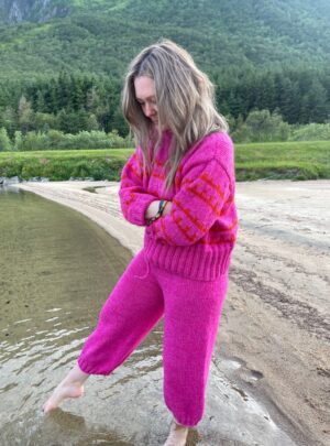 440-5 Gloria Sett, sweater og bukse - Til download - Strikkeopskrift - Rauma