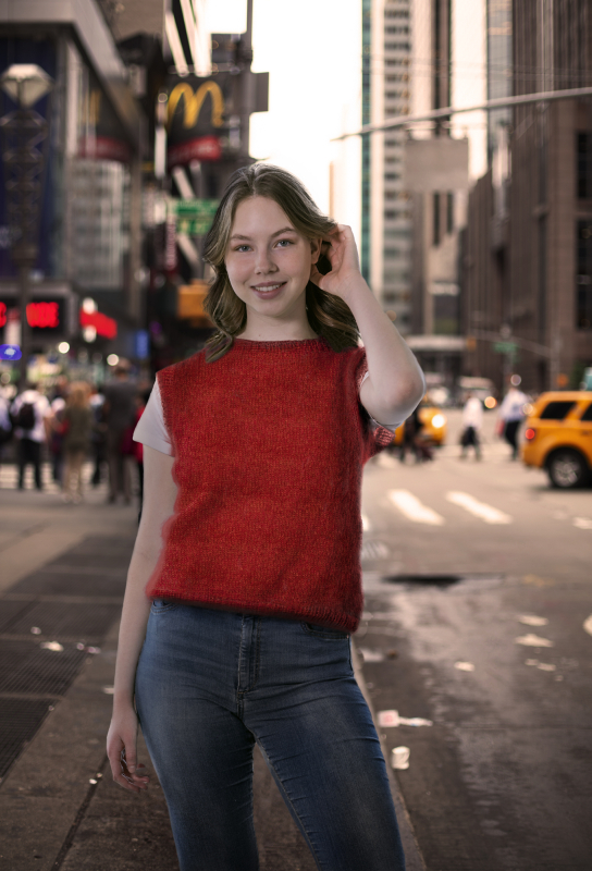 "Clara" Vest med rund hals - Viking Design 2025-1i Kit - XS-XXL - Viking Kid-Silk, fra Viking "Clara" Vest med rund hals - Viking Design 2025-1i Kit - XS-XXL - Viking Kid-Silk, fra Viking