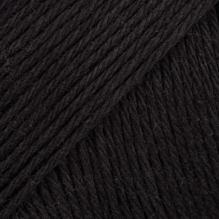 Drops Magic Garn Uni 02 Sort Drops Magic Garn Uni 02 Sort