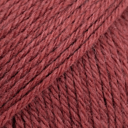 Drops Saga Garn Unicolor 24 Kristtjørnebær Drops Saga Garn Unicolor 24 Kristtjørnebær
