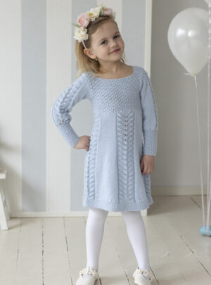 Julie kjole - Viking Design 2607-10B Kit - 1 - 12 år - Viking Alpaca Lille Storm, fra Viking